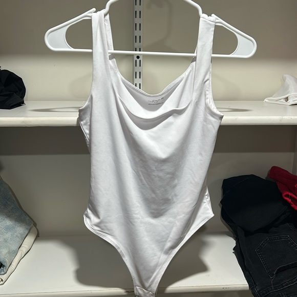 sws contour Tops - NWOT bodysuit
